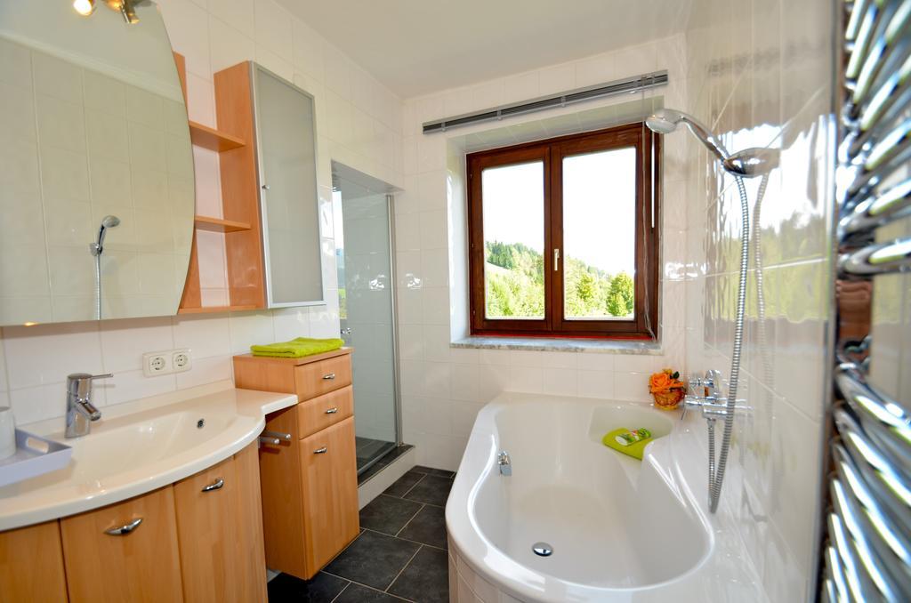 Foxes Mountain View By Z-K-H Rentals Rain  Esterno foto